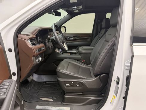 Used 2021 GMC Yukon Denali AWD/4WD image 5
