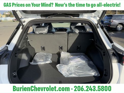 New 2026 Chevrolet Equinox EV LT FWD image 25