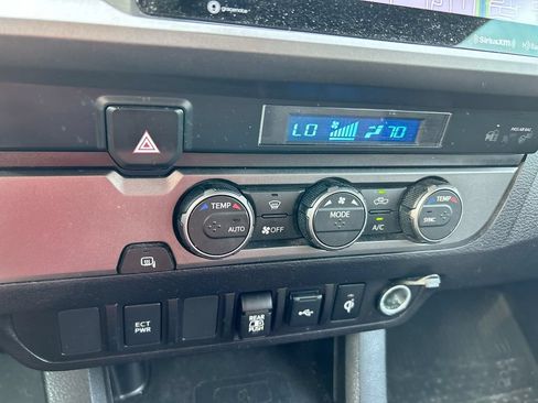 Used 2022 Toyota Tacoma TRD Sport RWD image 26