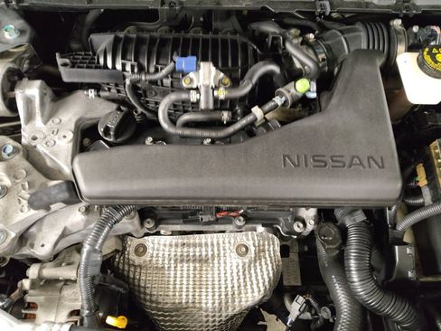 Used 2017 Nissan Rogue SV FWD image 30