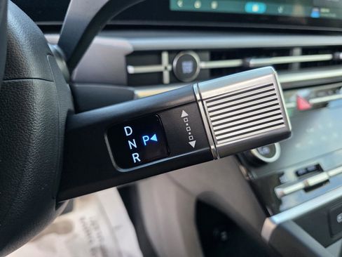 New 2026 Hyundai Santa Fe SE image 24