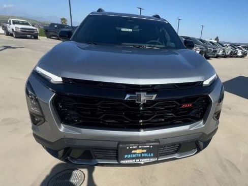 New 2026 Chevrolet Equinox RS image 3
