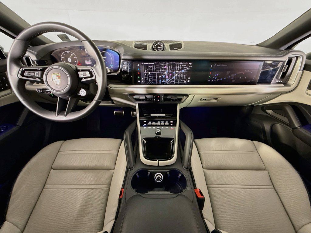 Certified 2026 Porsche Cayenne S AWD/4WD image 11