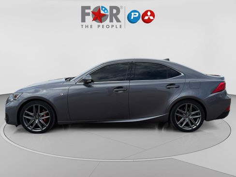 Used 2018 Lexus IS 300 F Sport image 2