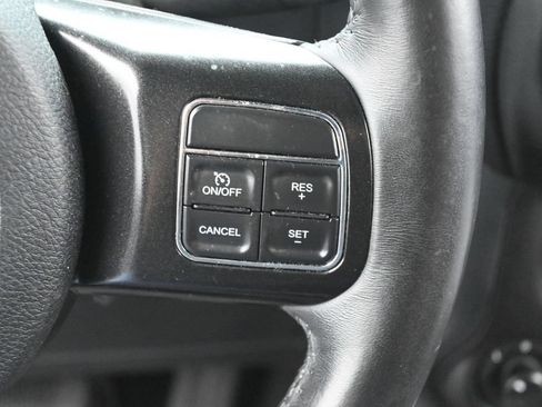 Used 2018 Jeep Wrangler Unlimited Rubicon AWD/4WD image 16