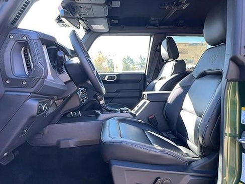 New 2025 Ford Bronco Outer Banks w/ Sasquatch Package image 21