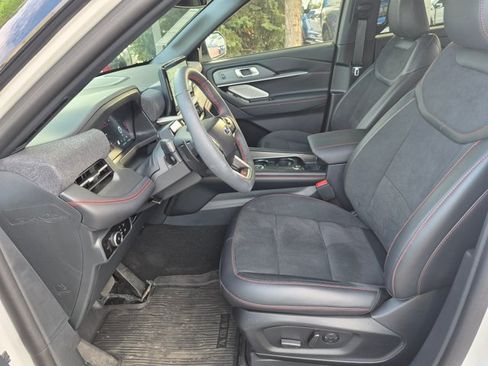 Used 2026 Ford Explorer ST w/ Sun And Sound Package AWD/4WD image 16