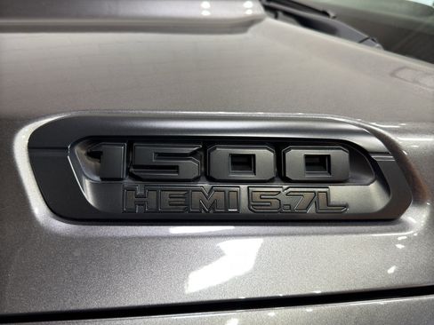 Used 2022 RAM 1500 Big Horn AWD/4WD image 10
