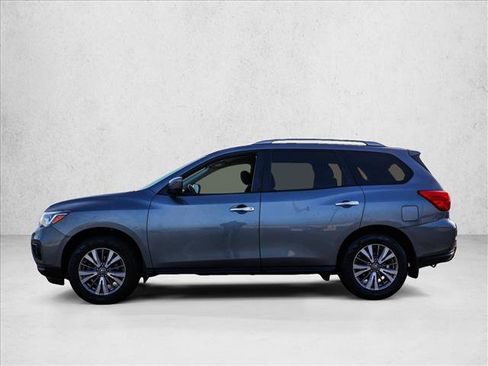 Used 2018 Nissan Pathfinder S image 8