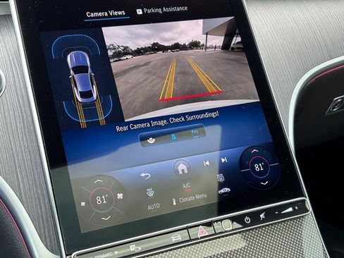 Used 2024 Mercedes-Benz CLE 300 4MATIC Coupe image 20