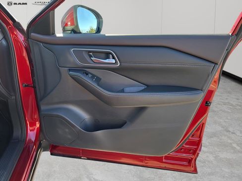 Used 2021 Nissan Rogue SL image 13