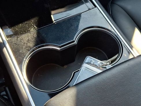 Used 2019 Tesla Model 3 Long Range image 32