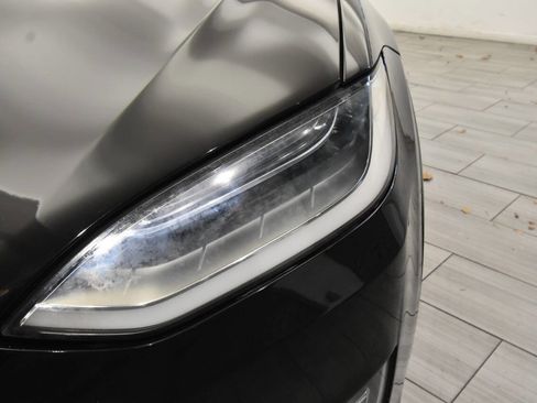 Used 2016 Tesla Model X 90D image 9