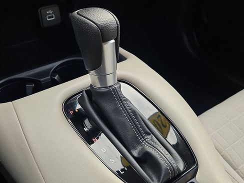 Certified 2023 Honda HR-V LX image 23