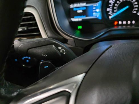 Used 2016 Ford Fusion SE w/ Equipment Group 202A image 21