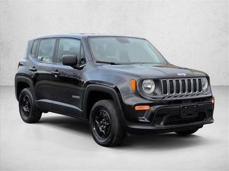 Used 2019 Jeep Renegade Sport video 3