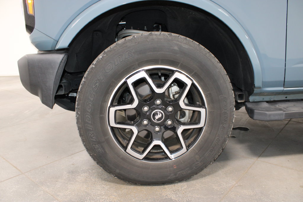 Used 2022 Ford Bronco Outer Banks AWD/4WD image 43