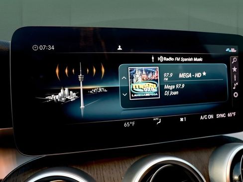 Used 2021 Mercedes-Benz C 300 Sedan w/ Premium Package image 36