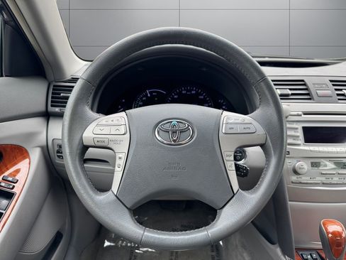 Used 2011 Toyota Camry Hybrid w/ Leather Pkg FWD image 13