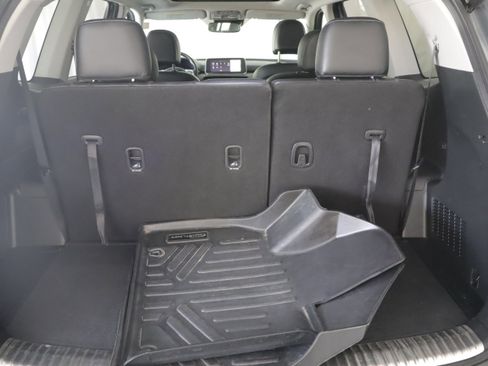 Used 2022 Kia Telluride SX w/ Nightfall Edition Package AWD/4WD image 18