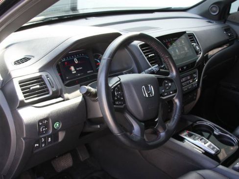 Used 2020 Honda Pilot Black Edition image 26