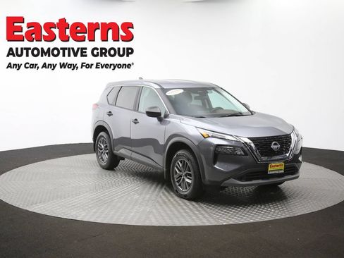 Used 2023 Nissan Rogue S AWD/4WD image 50