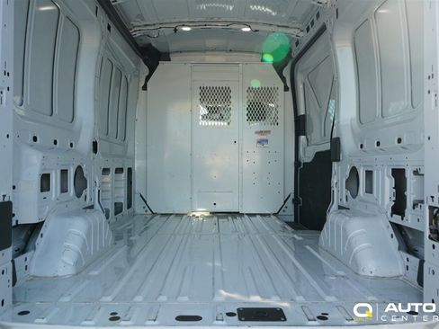 Used 2023 Ford Transit 250 Base image 31