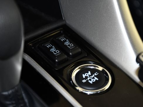 Used 2024 Mitsubishi Eclipse Cross LE AWD/4WD image 30