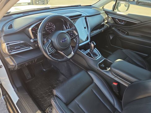 Used 2021 Subaru Outback Limited image 15