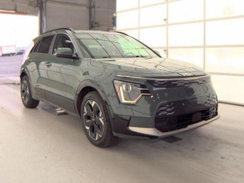 Used 2023 Kia Niro Wind FWD image 3