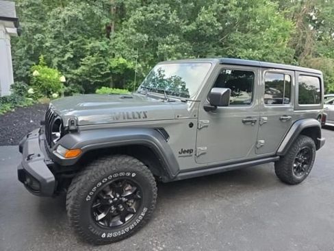 Used 2022 Jeep Wrangler Unlimited Sport AWD/4WD image 2