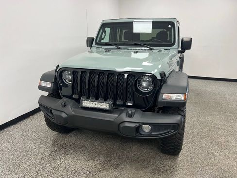 Used 2023 Jeep Wrangler Willys image 3