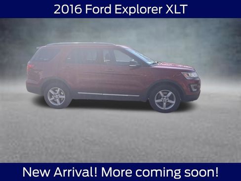 Used 2016 Ford Explorer XLT w/ Equipment Group 202A image 1