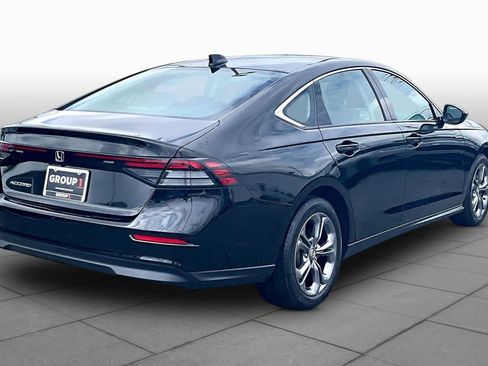 Used 2023 Honda Accord EX image 14