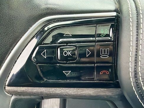 Used 2022 Jeep Grand Cherokee L Overland image 39