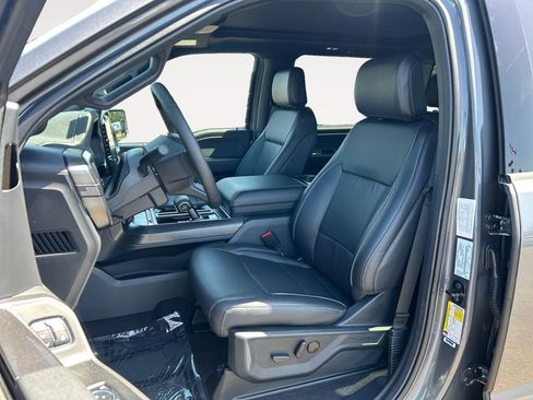 Used 2026 Ford F150 Lariat AWD/4WD image 6