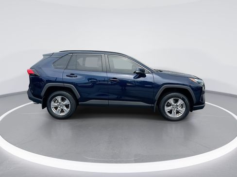 Used 2024 Toyota RAV4 XLE w/ Convenience Package FWD image 10