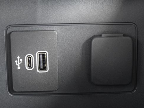 New 2026 Ford Explorer Active w/ Active Comfort Package image 16