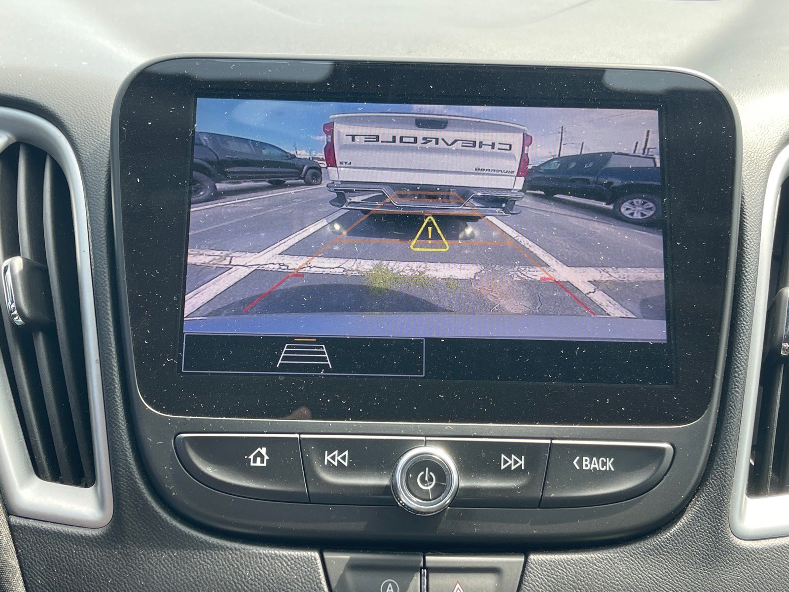 Used 2024 Chevrolet Malibu LT FWD image 6