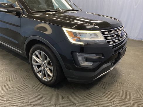 Used 2017 Ford Explorer Limited image 45