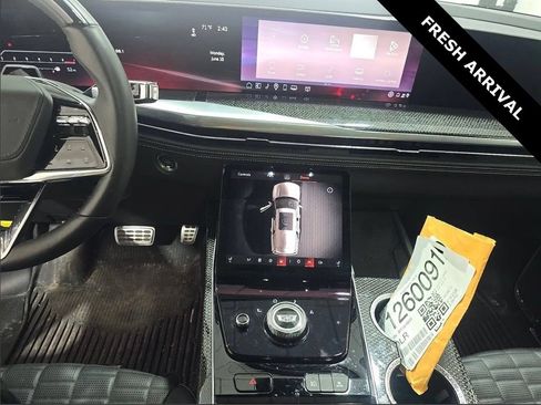 Used 2025 Cadillac Escalade V AWD/4WD image 7