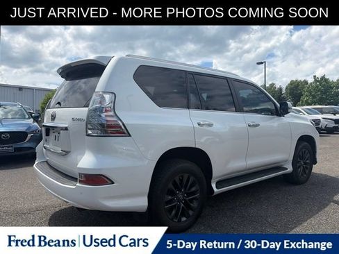 Used 2023 Lexus GX 460 Premium w/ Premium Package AWD/4WD image 8