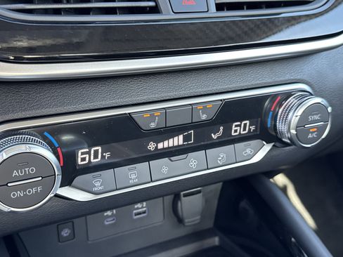 New 2025 Nissan Altima 2.5 SR w/ SR Premium Package image 26