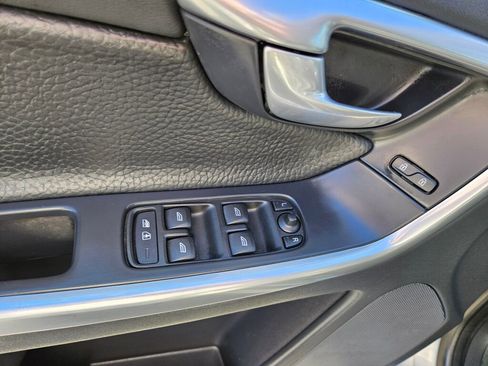 Used 2014 Volvo XC60 T6 image 26