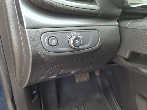 Used 2020 Buick Encore Preferred image 24