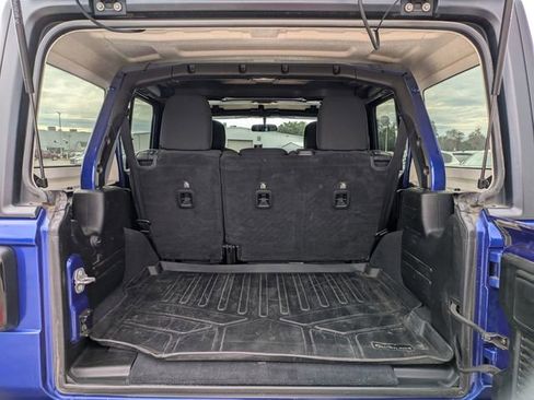 Used 2019 Jeep Wrangler Unlimited Sport S image 27