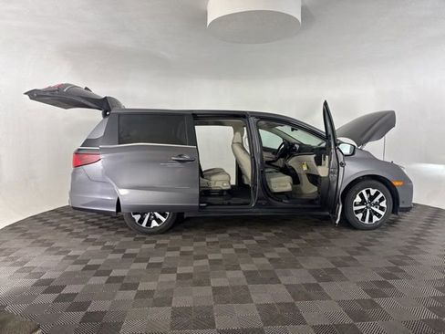 Certified 2026 Honda Odyssey EX-L image 17