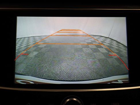 Used 2017 Buick LaCrosse Premium image 12