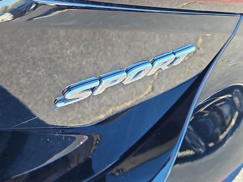 Used 2024 Honda Civic Sport image 4