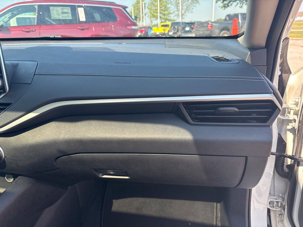 Used 2019 Nissan Altima 2.5 SV AWD/4WD image 29